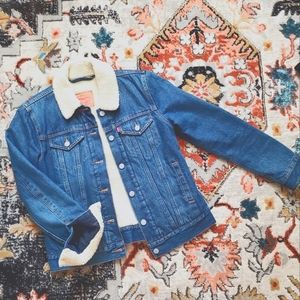 Levi's Sherpa Trucker Jacket